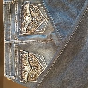 Canyon River Blue Ladies Jean's. Gently worn.